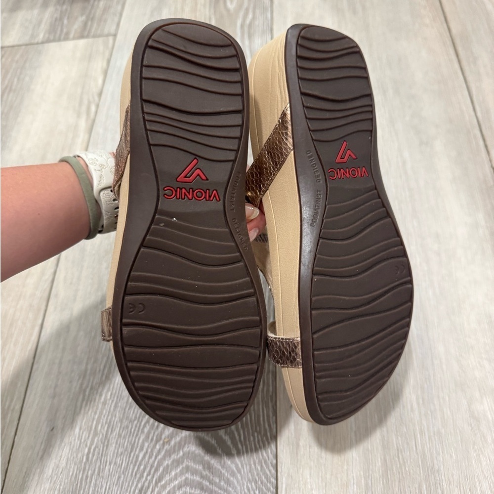Vionic Pacific Ellie - Women's Platform Slide Sandal - Picture 4 of 4